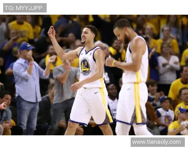 汤普逊复出引热议,球迷期待超强三巨头再聚首 汤普逊复出引热议,球迷期待超强三巨头再聚首