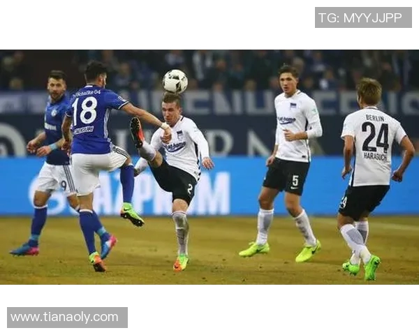 沙尔克04积分榜再遭挫，客场战平柏林联合难掩困境