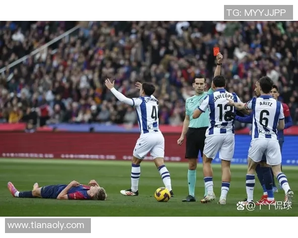 塞维利亚主场不敌皇家社会，遭遇两连败——危机中的光与影